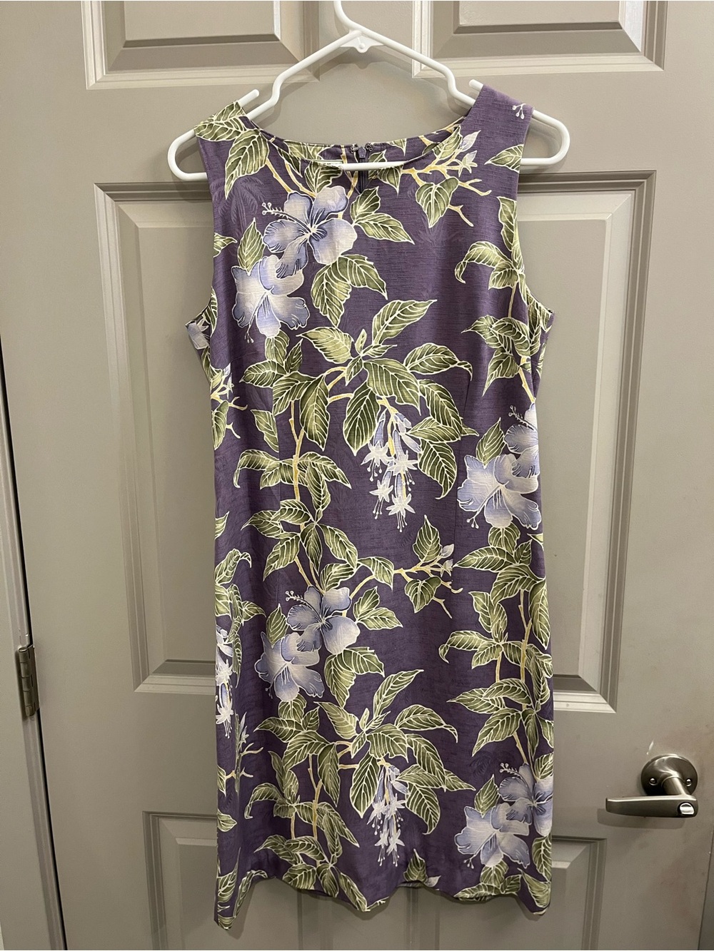 Tommy Bahama  Silk Purple Floral  Dress sz 10